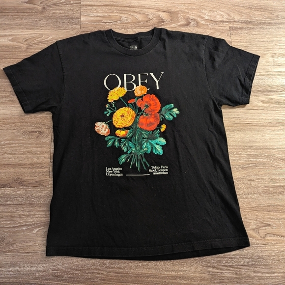 Obey Other - Obey floral graphic tee L